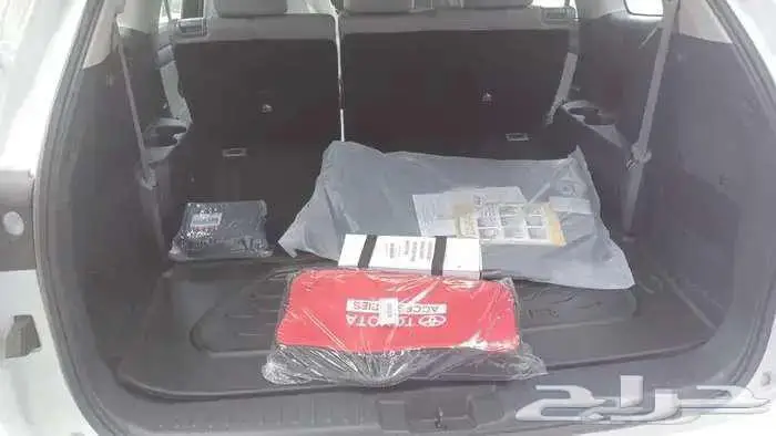 هايلاندر نص GLE ابيض 2025 2