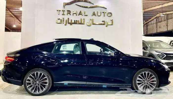 ام جي 7 لاكجري موديل 2025 4