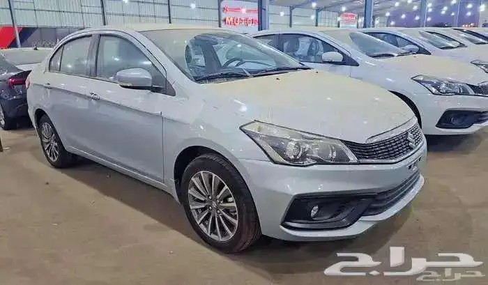 سوزوكي سياز GL موديل 2025 اسعار ممتازه جدا جدا 17