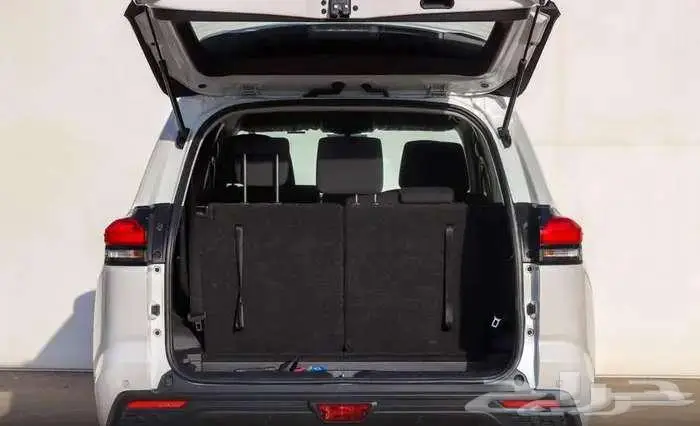 اينوفا هايبرد موديل 2024 مستعملة نضيف 5