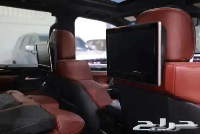 ليكزس LX 570 S فل كامل سبورت فتحة سقف موديل 2019 18