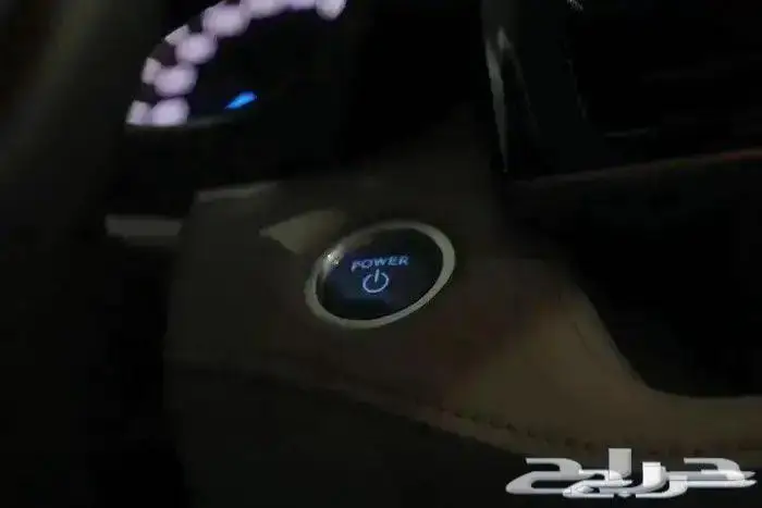 تويوتا هايلندر LE استاندر هايبرد اربعة سلندر موديل 2021 16