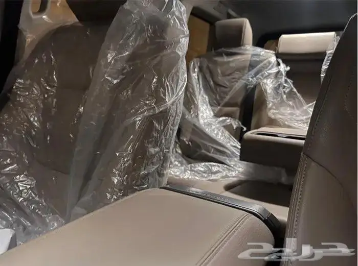 تويوتا برادو TXL3 بنزين عبداللطيف جميل 2025 23