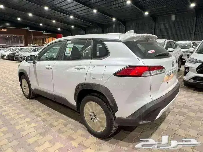 كورولا كروس هايبرد ستاندر موديل 2025 حبه فقط 1