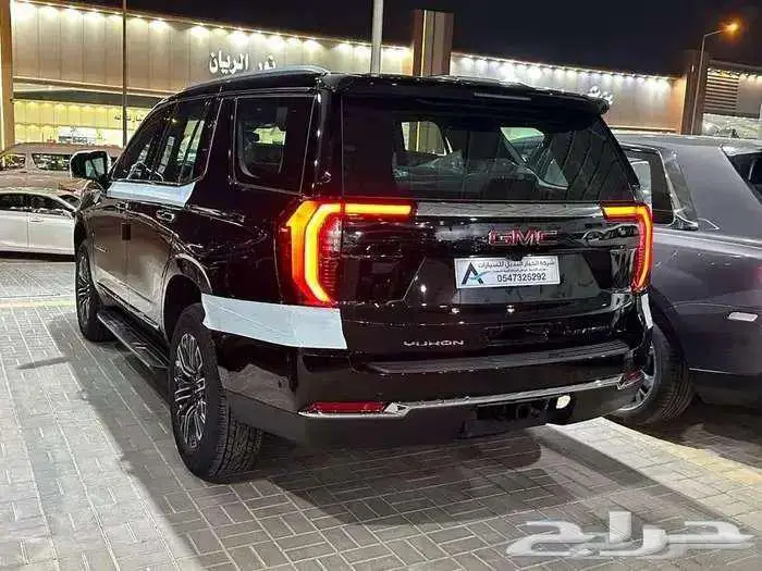 جمس يوكون 2025 اسود بدون دبل خليجي YUKON 8