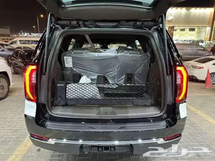 جمس يوكون 2025 اسود بدون دبل خليجي YUKON 9