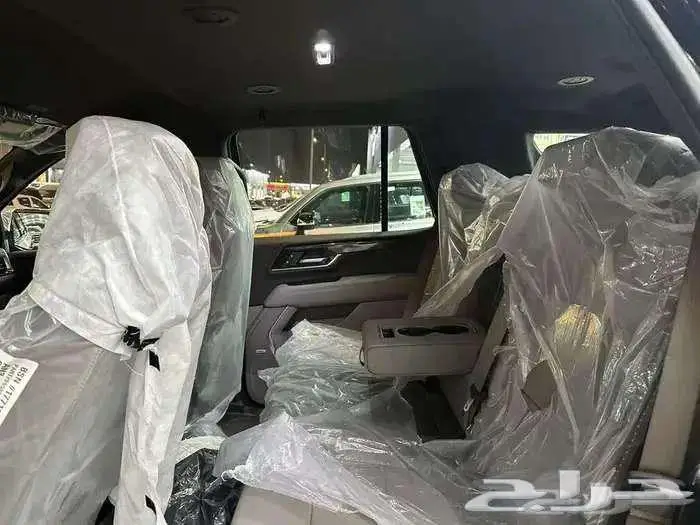 جمس يوكون 2025 اسود بدون دبل خليجي YUKON 15