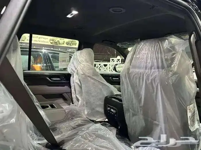 جمس يوكون 2025 اسود بدون دبل خليجي YUKON 17