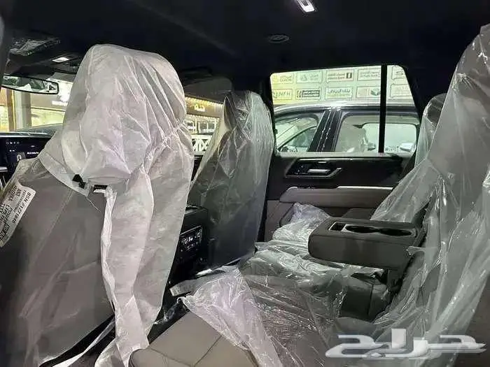 جمس يوكون 2025 اسود بدون دبل خليجي YUKON 19