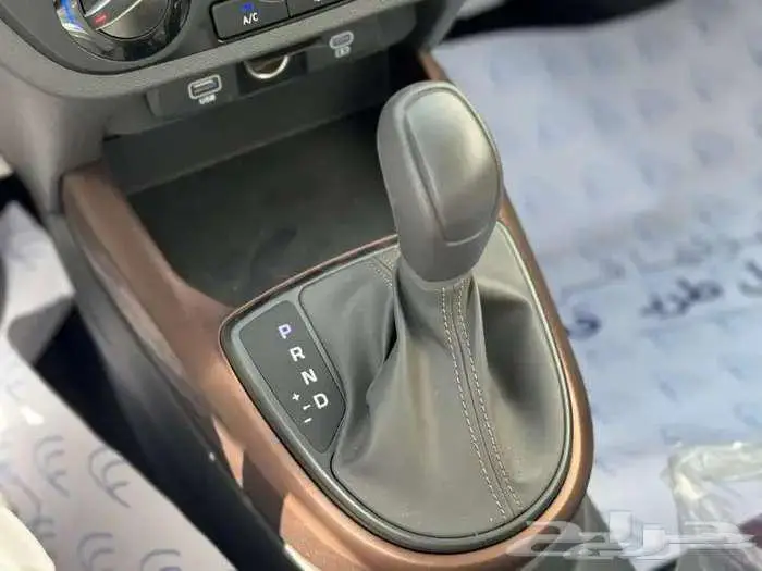 هيونداي 2025i10 بسعر مناسب مع عزل حراري مجانا 8