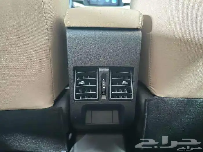 تويوتا يارس واي بلس 2026 12