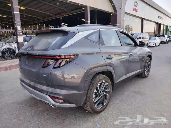 هونداي توسان سمارت 2025 بسعر خاااص لدينا 12