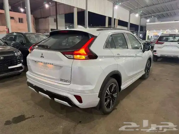 ميتسوبيشي اكليبس كروس 2025 نص فل كاش وتمويل 3