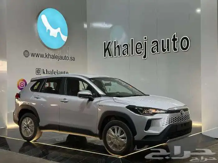 تويوتا كرولا كروس هايبرد LE موديل 2025( عرض الجزيره 2.65) 0