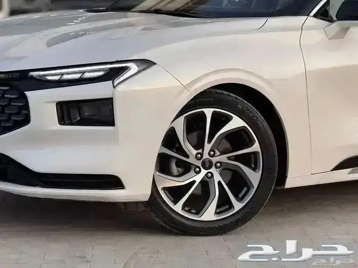 فورد تورس تيتانيوم 2022 3