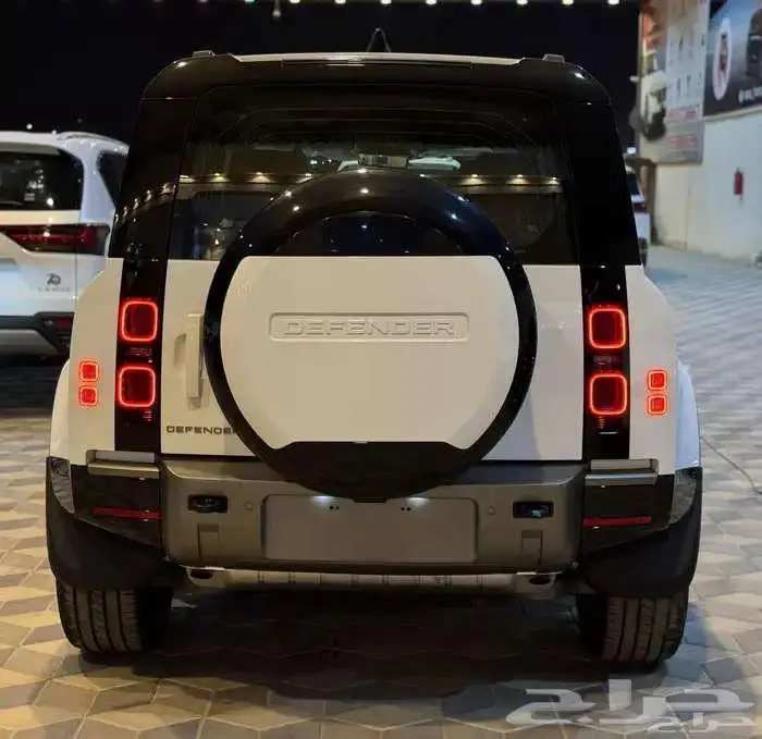 ديفندر HSE110 2025 . اقل سعر للكاش والتمويل 5