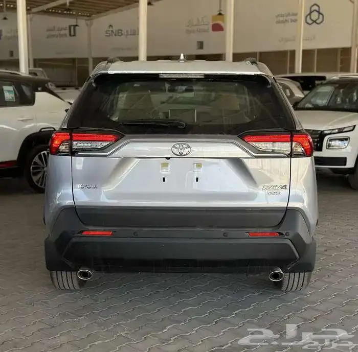 تويوتا راف فور XLE نص فل 2025 جميع الالوان كاش واقساط 2