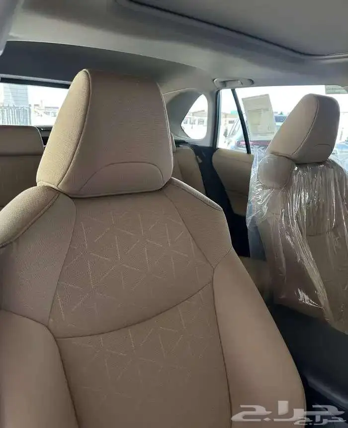 تويوتا راف فور XLE نص فل 2025 جميع الالوان كاش واقساط 8