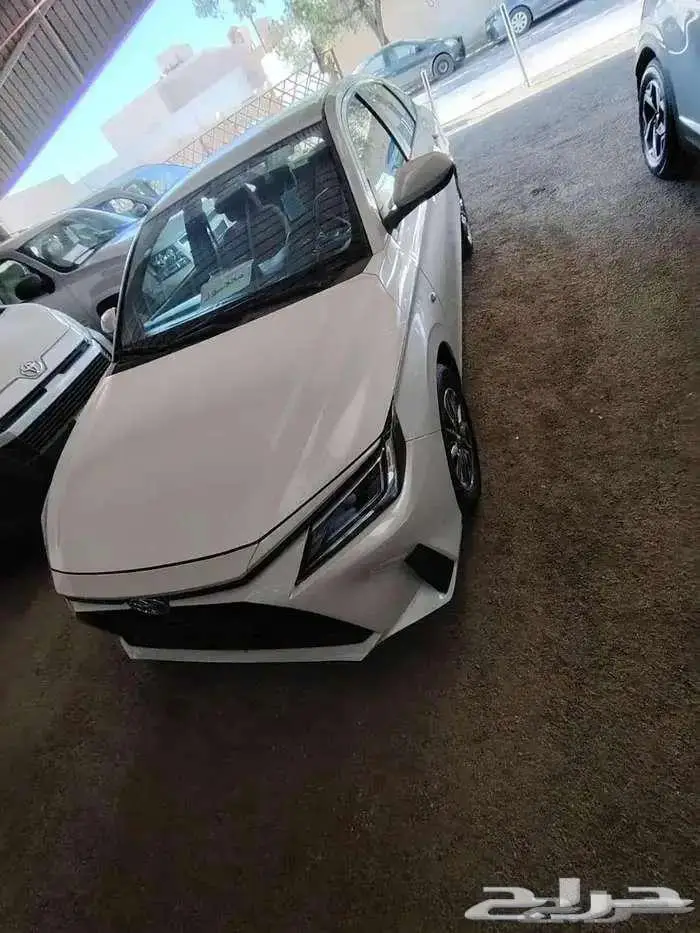 يارس واي ستاندر موديل 2026 حبه فقط لون ابيض لؤلؤي 0