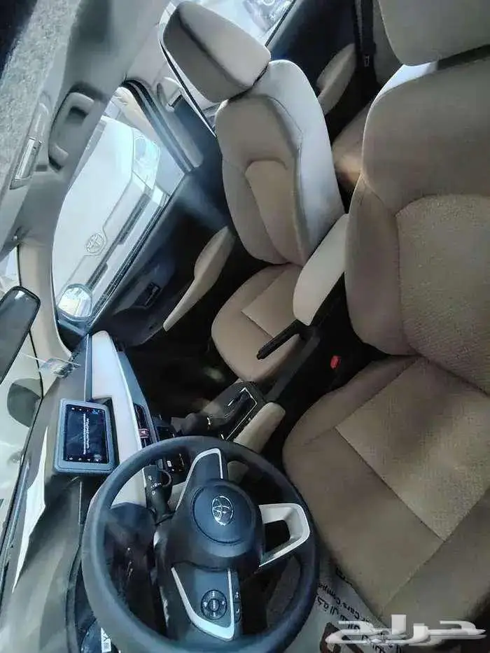 يارس واي ستاندر موديل 2026 حبه فقط لون ابيض لؤلؤي 9