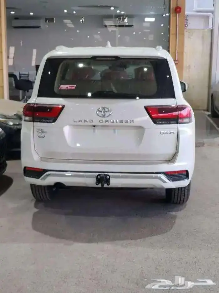 لاندكروزر جي اكس ار GXR L3 بنزين سعودي 2025 لدى الحسن 3