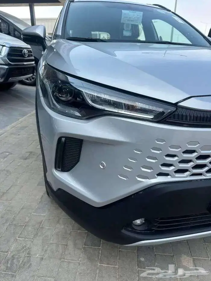 تويوتا كورولا كروس 2025xle 1