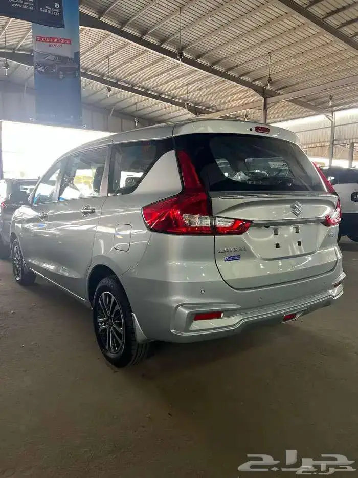 سوزوكي ارتيجا GLX فل كامل 3