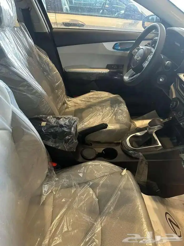 نيسان اكس تريل 5 مقاعد دفع رباعي ستاندر 2025 6