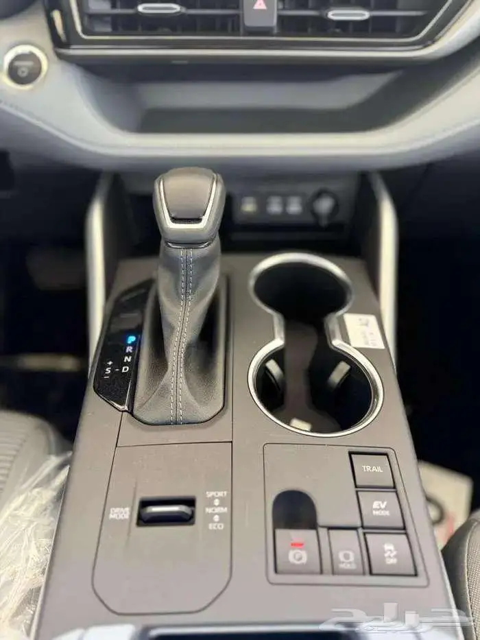 توتوتا هايلندر LE استندر دبل موديل 2025 7