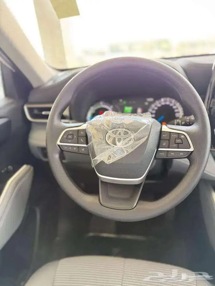 توتوتا هايلندر LE استندر دبل موديل 2025 6