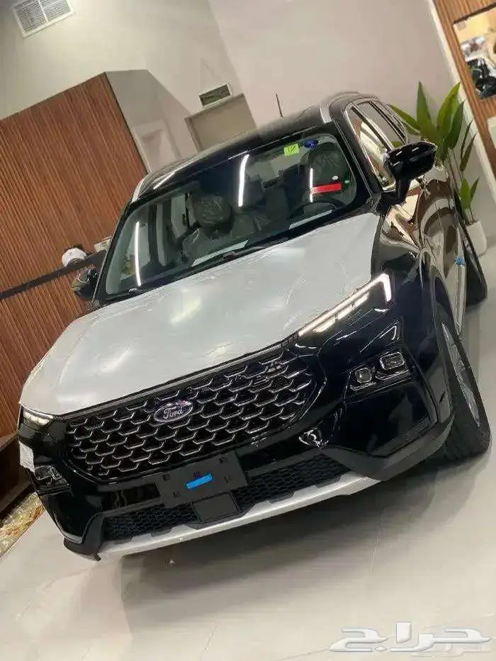 فورد تيريتوري تيتانيوم بلس 1