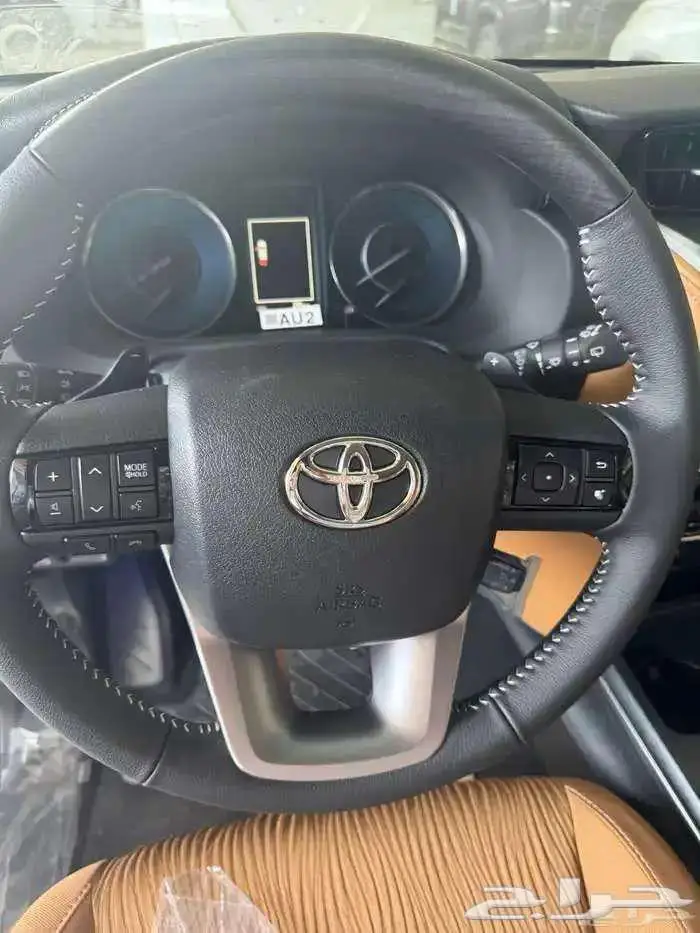 فورتشنر VX1 بنزين 2026 محرك V6 8