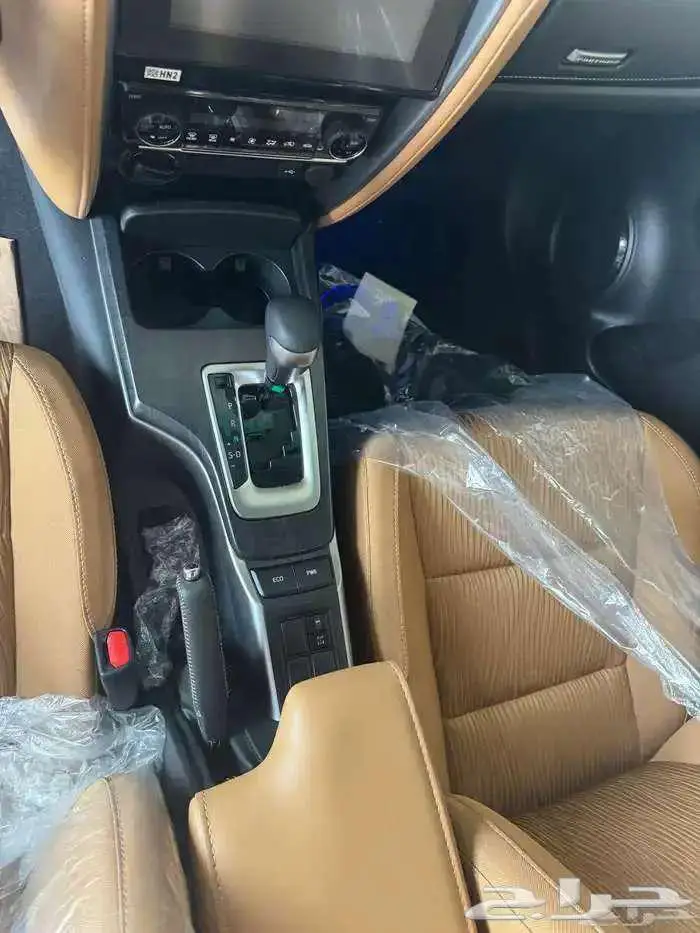 فورتشنر VX1 بنزين 2026 محرك V6 7