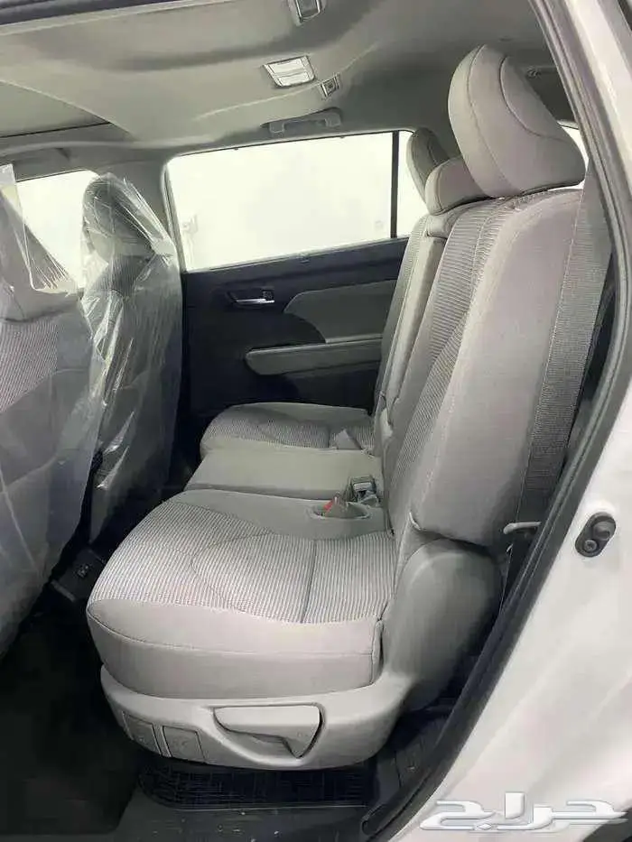 هايلاندر نص GLE ابيض 2025 8