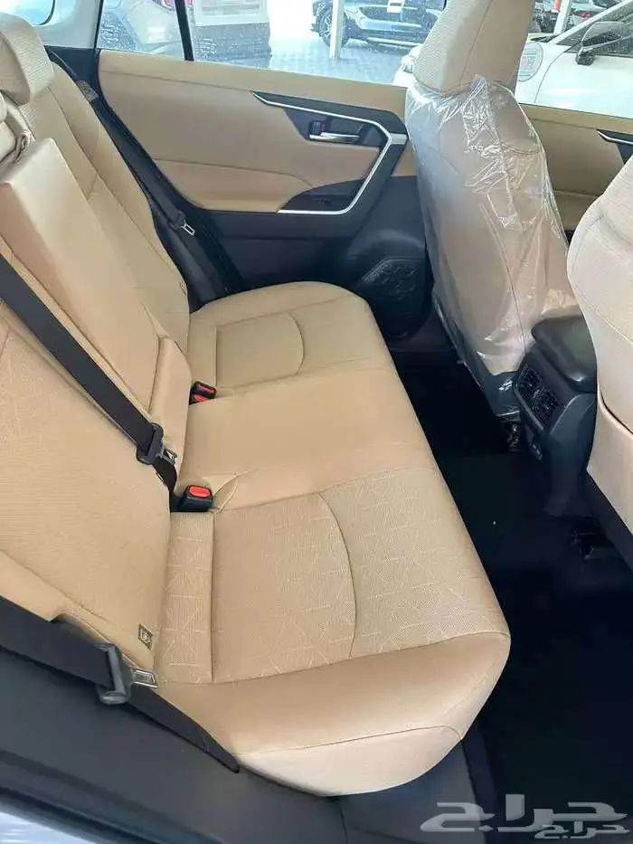 تويوتا راف فور XLE نص فل 2025 جميع الالوان كاش واقساط 9