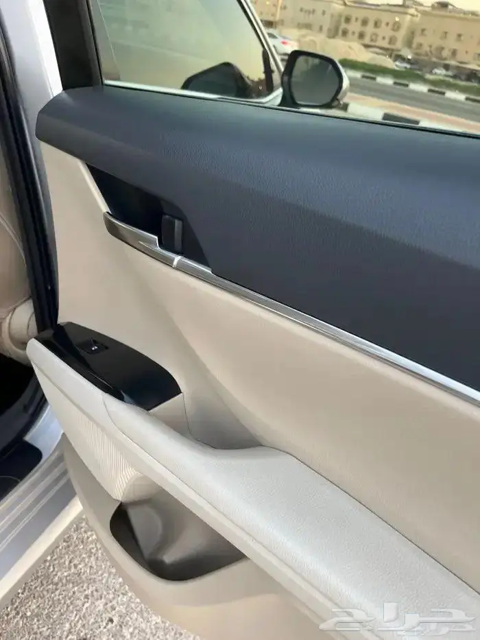 كامري 2019 فل كامل GLE بنزين سعودي ممشى قليل 6