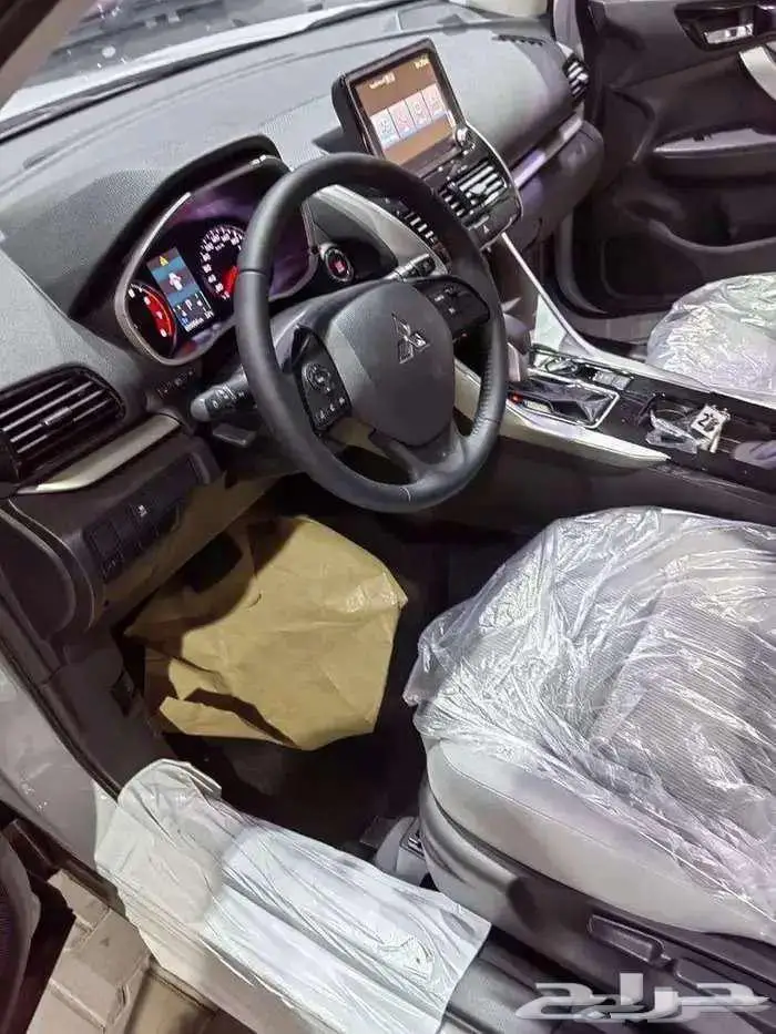 متسوبيشي اكليبس كروس نص فل 2025 قيادة ذكية وآمنة 2