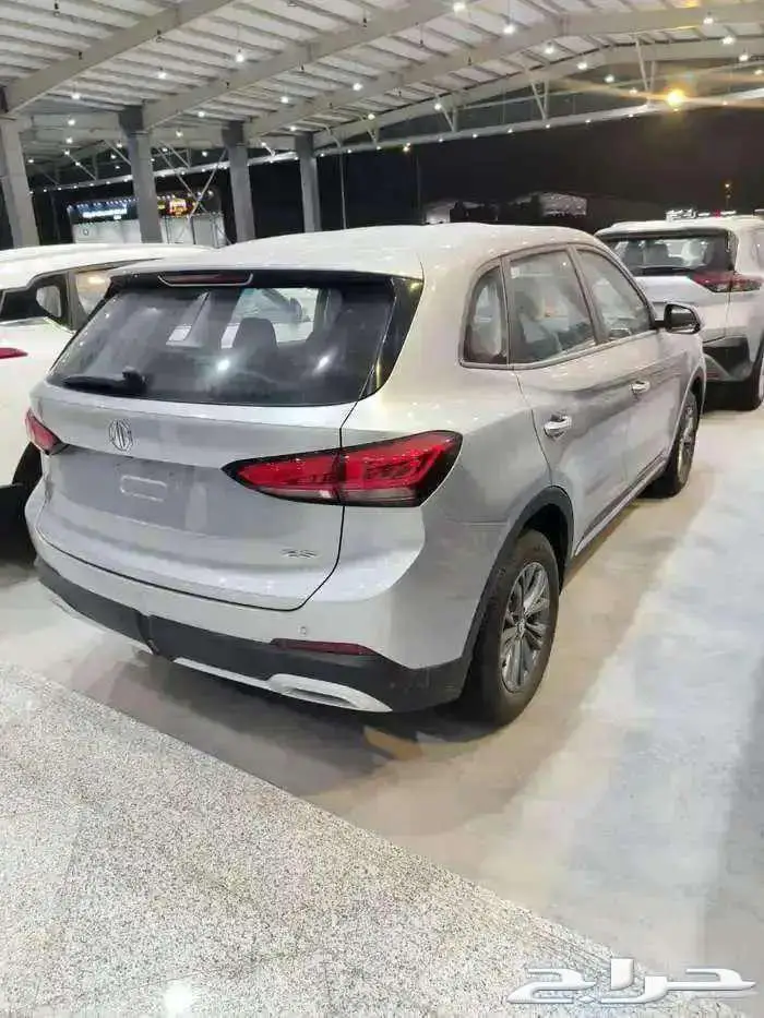 MG ZS ام جي زد اس ستاندر الشكل الجديد موديل 2025 2