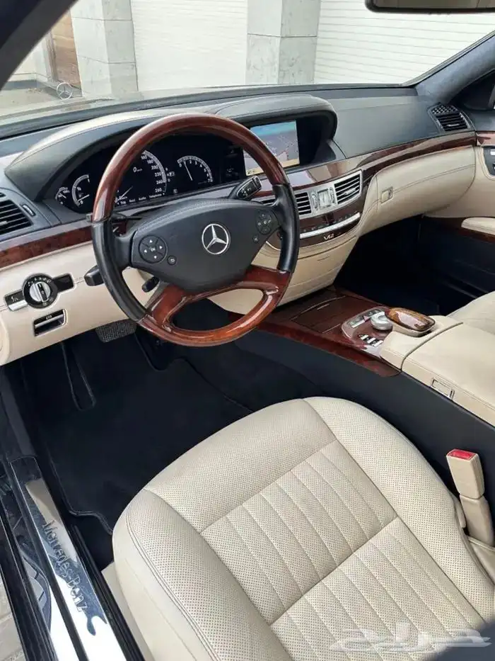 مرسيدس S600 2012 نظيف جدا 5