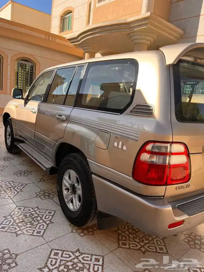 لند كروزر 2004 11