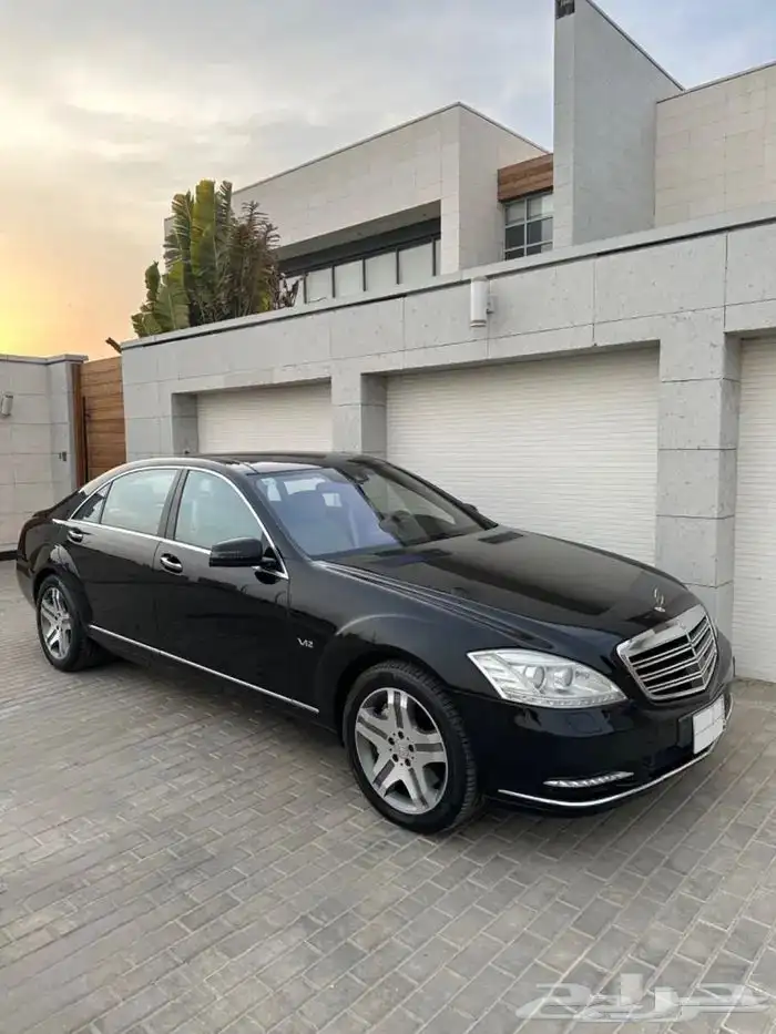 مرسيدس S600 2012 نظيف جدا 4