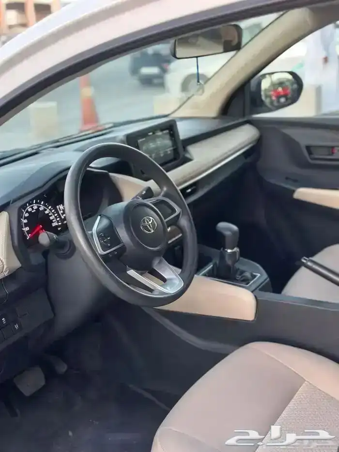 تويوتا يارس 2023 11