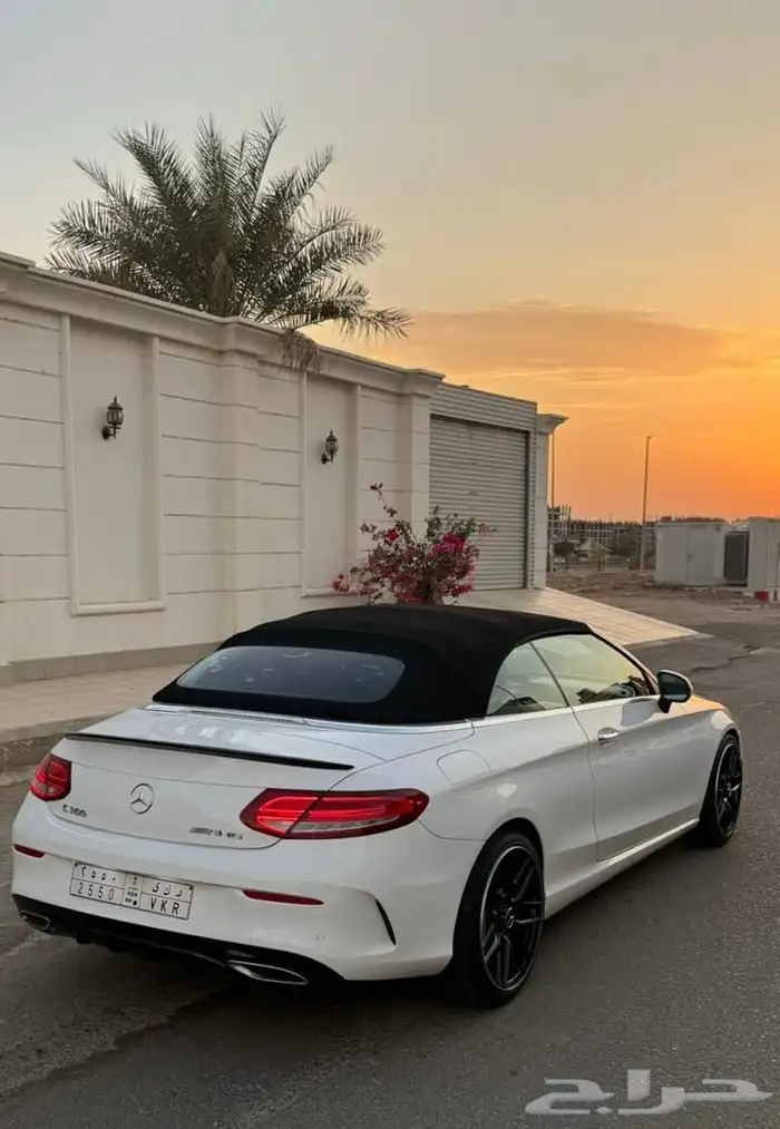 مرسيدس C300 كوبيه - كشف - AMG Kit ( جميلة و نظيفه جدا ) 10