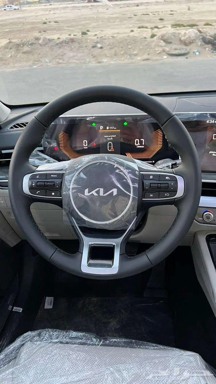 كيا K5 نص فل GLS 2026 4