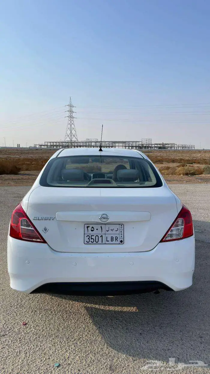 صني 2021 اتوماتيك عداد 184 الف كم ابيض 13