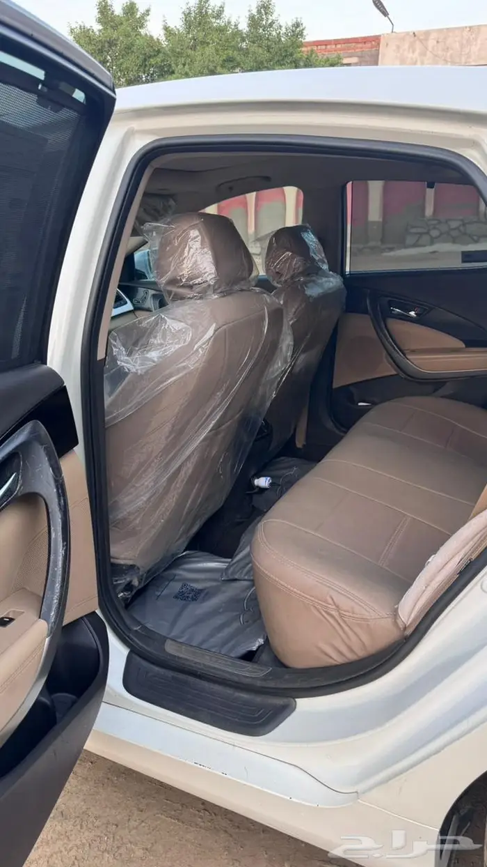 للبيع ازيرا 2012 فل ب 18 الف 3