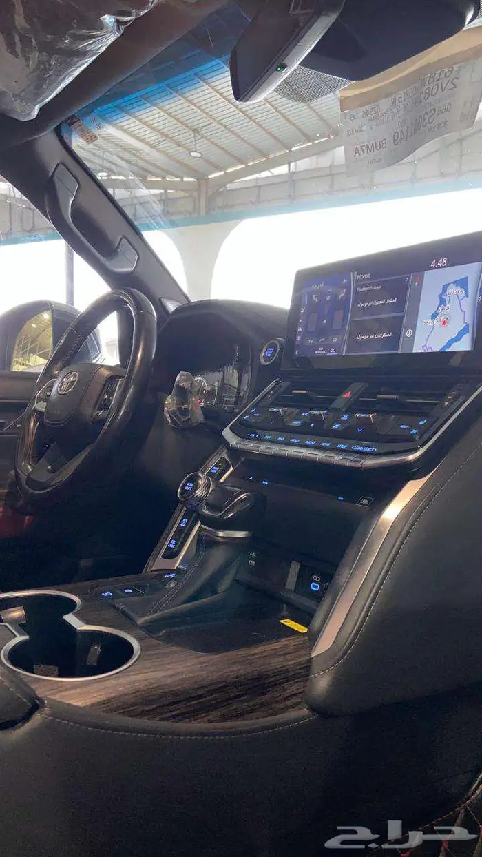 تويوتا لاندكروزر VXR فل كامل موديل 2022 34