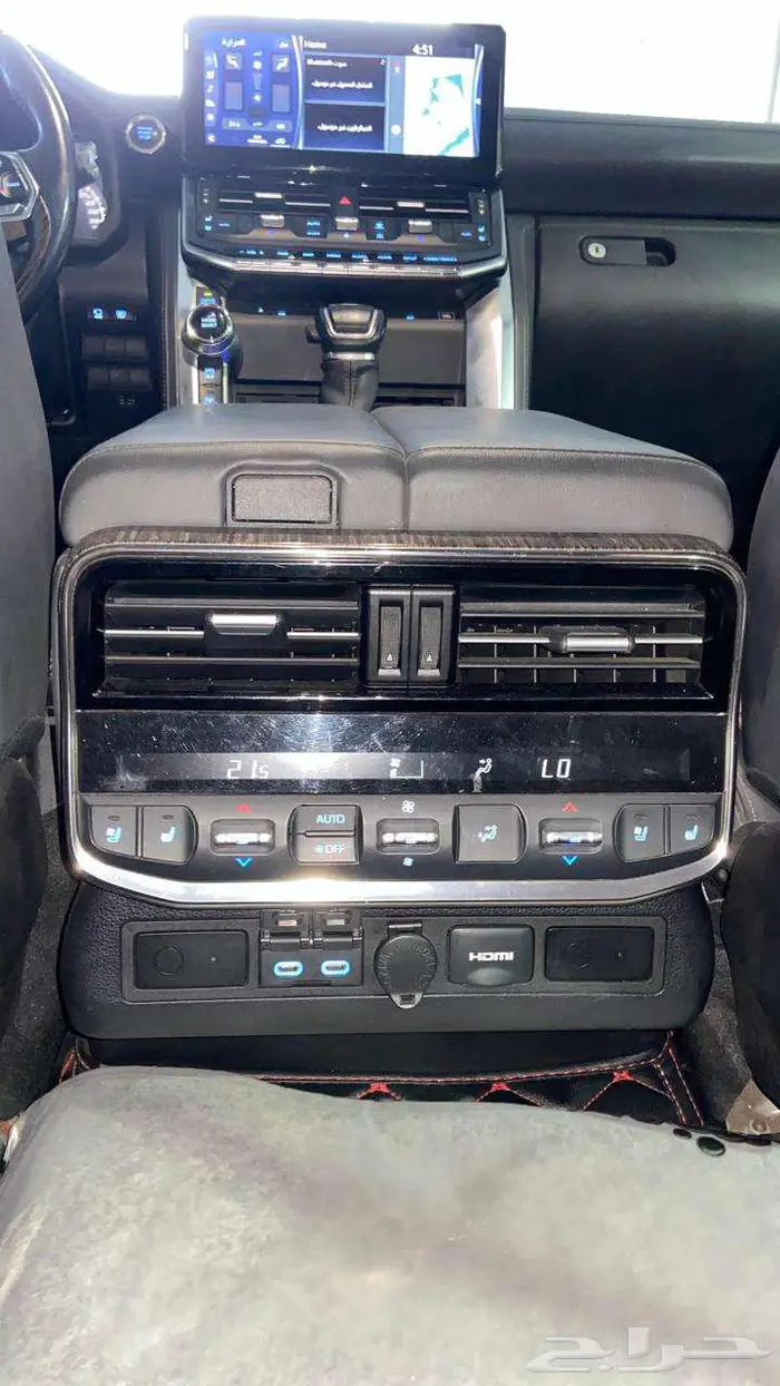 تويوتا لاندكروزر VXR فل كامل موديل 2022 43