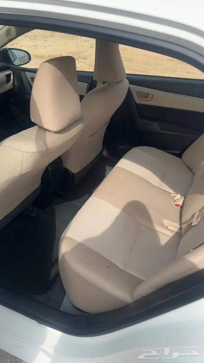 كرولا موديل 2015 نظيف جدا 6