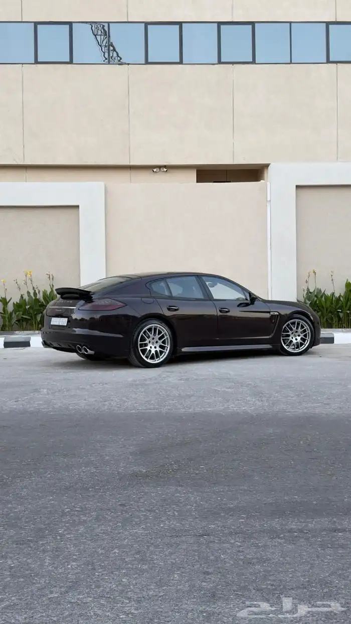 بورش بانميرا (V6) 2013 (شبه وكاله مخزن) 1